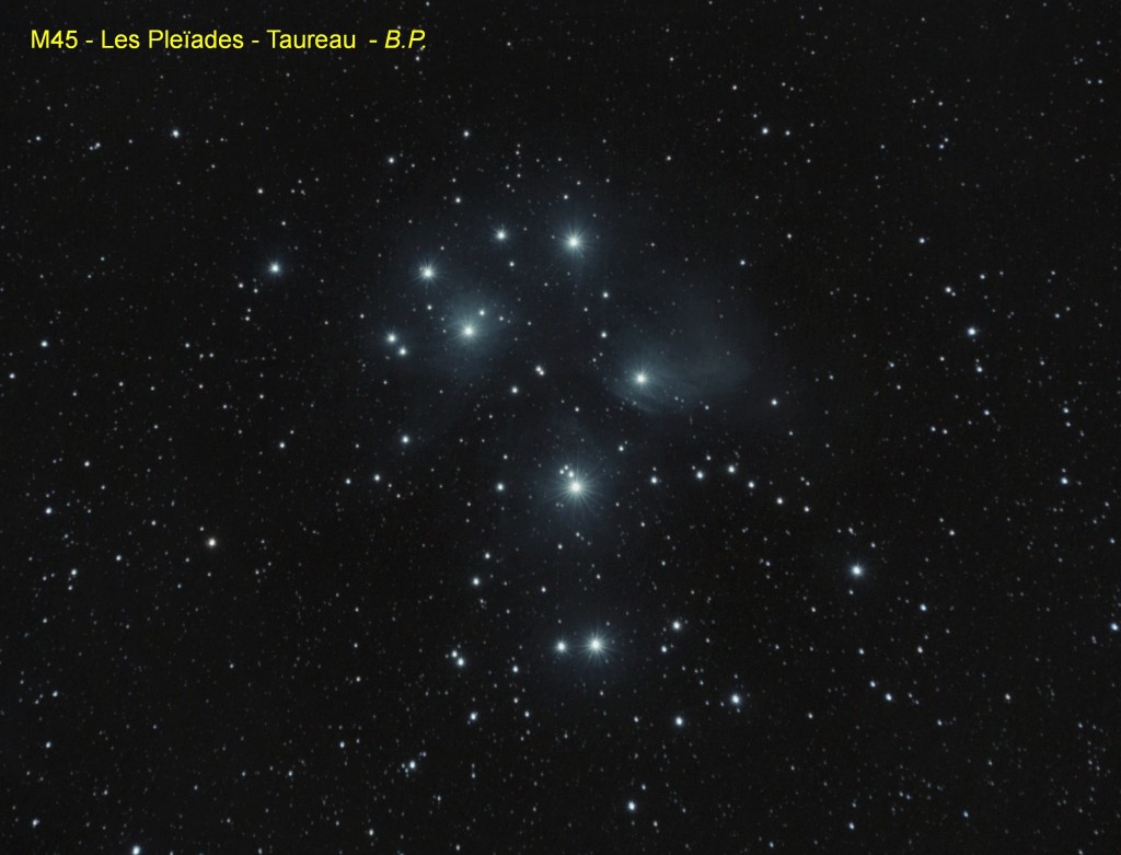 M45 - Les Pleïades